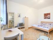 FREUNDLICHES, HELLES 1 ZIMMER APARTMENT NAHE VIC