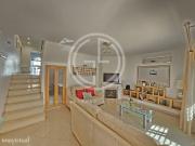 Frias Moradia T3 com piscina e jardim comuns na Marina...