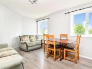 Friern Barnet Lane, Whetstone, 2 Bedroom Apartment