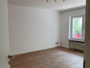 Frisch nach Renovierung 2ZKB mit Einbauküche & Balkon