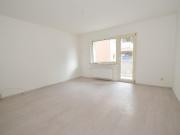 Frisch renoviert ! 3,5 Raum Wohnung mit Balkon in DUI...