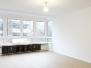 Frisch renoviert. Fertig zum Einziehen: 2 helle Zimmer,...