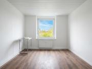 Frisch renoviert! Ihr neues 2 Zimmer Zuhause mit EBK in...