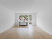 Frisch renovierte 2. Z. Wohnung mit 2 Balkonen!