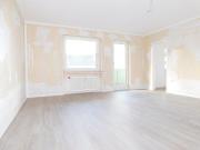 Frisch renovierte 2 Zi. Whg. mit neuem Bad und neuem Boden