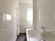 Frisch renovierte 2 Zi. Whg. mit neuem Tageslichtbad