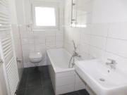 Frisch renovierte 2 Zi Whg. mit Terrasse im ruhigen u....