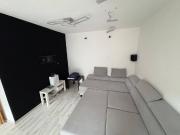Frisch renovierte 2 Zimmer Wohnung neben der Klinik –...
