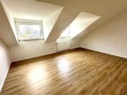 Frisch renovierte 2 Zimmerwohnung in zentraler Lage