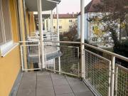 Frisch renovierte 2 Zimmerwohnung mit Balkon