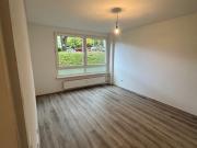 Frisch renovierte 3 Zimmer EG Wohnung mit Balkon