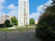 Frisch renovierte 4 Zimmer Wohnung mit Balkon