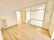 Frisch renovierte 4 Zimmerwohnung mit Balkon