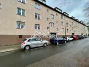 Frisch renovierte Altbauwohnung in Seitenstraße und...