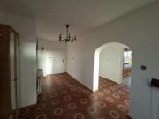 frisch renoviert 3,5 Zimmer Wohnung 90m²+30m²GartenParkplatz