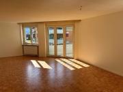 Frisch renovierte, hell und gemtliche Wohnung mit Balkon