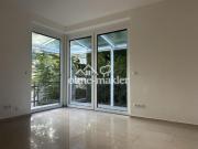 Frisch renovierte, helle 2,5 Zimmer Wohnung