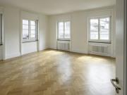 Frisch renovierte, vollständig ausgebaute Büroflächen...