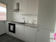 Frisch renoviertes und möbliertes WG Zimmer zum Erstbezug