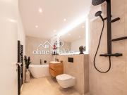 Frisch sanierte 2 Zimmer Wohnung mit gehobener...