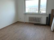 frisch sanierte 2 Zimmerwohnung