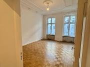 Frisch sanierte 3 Zimmer Altbau Wohnung im Herzen von...