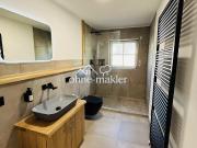 Frisch sanierte 3 Zimmer Wohnung mit Balkon und TG...