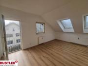 Frisch sanierte Dachgeschosswohnung mit 3 Zimmern im...