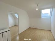 Frisch sanierte DG Wohnung nahe AKH/U6