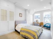 Frognal Lane, Hampstead, London NW3, 3 bed flat to rent,...