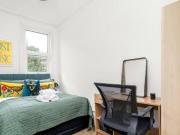 Fulham Palace Road, London, 2 Bedroom Serviced