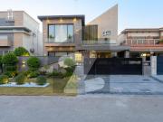Full basement & swimming pool one kanal modern house...