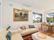 Full Brick Cottage Full Brick Cottage