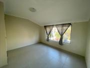 FULL BRICK TOWNHOUSE AT PREMIUM LOCATION!