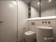 Full Furnished One bedroom Apartment in 380 Melbourne