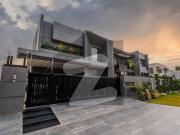 Full Furnished With Basement 6 Beds 2 Kanal House For...