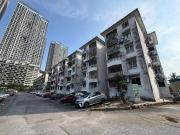 FULL LOAN RENOVATEDPandan Lake View Apartment Pandan...