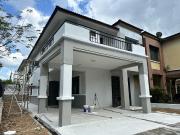 FULL RENO TAMAN SAUJANA KLUANG Semi D Bumi Lot