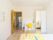 Fully equipped 3 room apartment with balcony in Mitte...