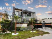 Fully furnished 01 kanal modern luxury house for sale
