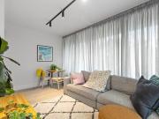 Fully Furnished 1 Bedroom Apartment in Great Location