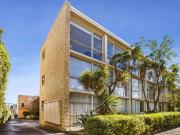 Fully furnished 1 bedroom apartment in leafy Park Street...