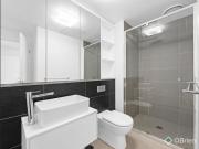 Fully Furnished 1 Bedroom Apartment in Prime Hawthorn...
