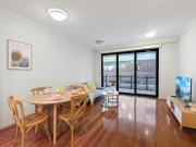 Fully Furnished 1 Bedroom Apartment with Parking |...