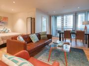 Fully Furnished 1 bedroom apartment with study on 888...