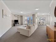 Fully Furnished 1 Bedroom Luxury Apartment!