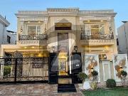 Fully Furnished 1 Kanal Adorable Bungalow On Top...