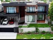 Fully furnished 1 kanal designer home in dha phase 7