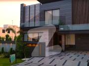 Fully Furnished 1 Kanal Modern Designed Double Height...