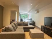Fully Furnished Modern 2 Bed & Study